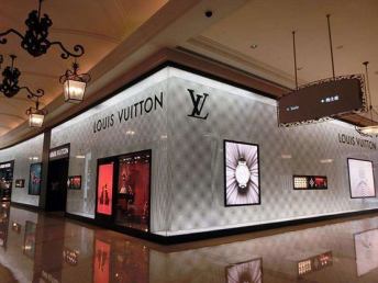 圖 介紹一下古馳男裝哪里有買(mǎi)原單多少錢(qián) 深圳服裝 鞋帽 箱包